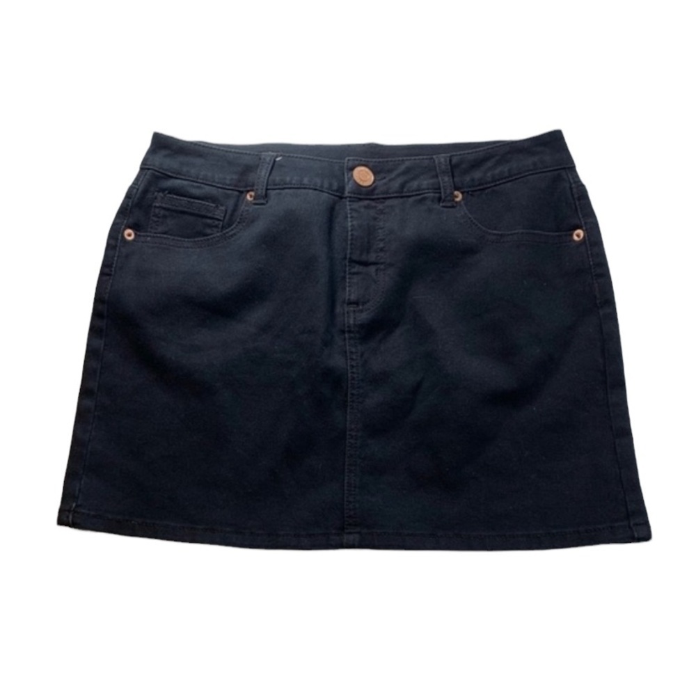 Mossimo Supply & Co | Black Stretch Skirt. Pockets